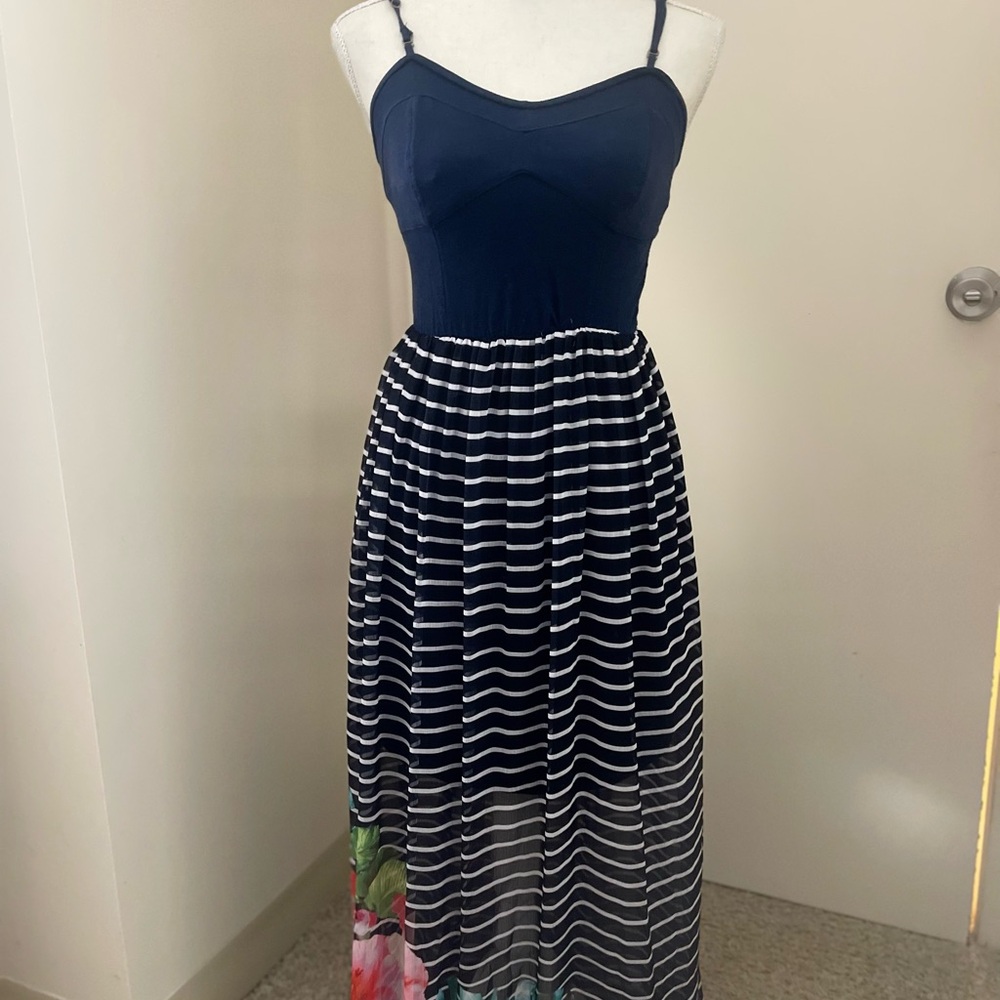 Aeropostale Blue and White Pleated Sundress Maxi